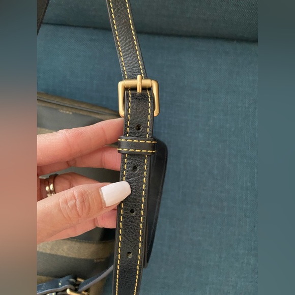 Vintage FENDI Pequin Coated Canvas Striped Crossbody Shoulder Handbag Purse - Picture 15 of 16